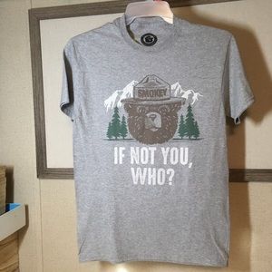 Smokey the Bear Tee NWT Sz Small